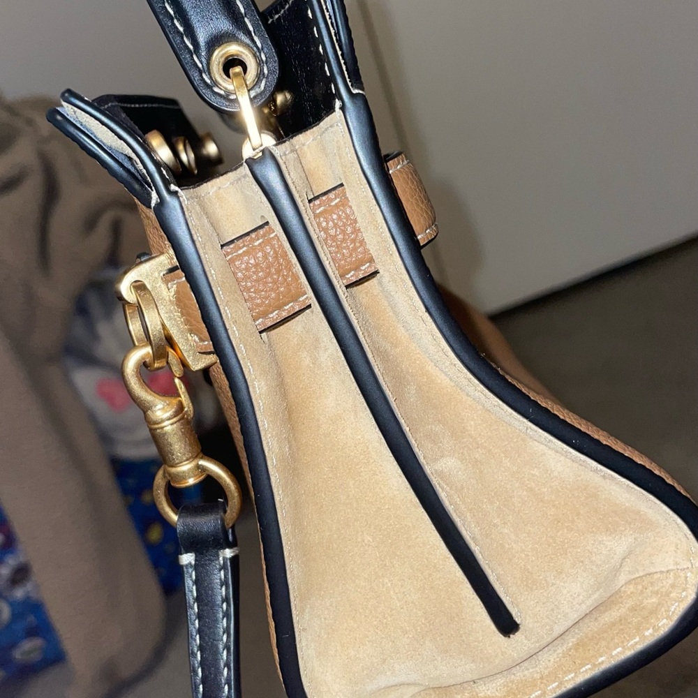 BRAND NEW TORY BURCH BAG - Picture 13 of 13